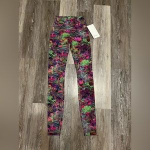 Lululemon pants